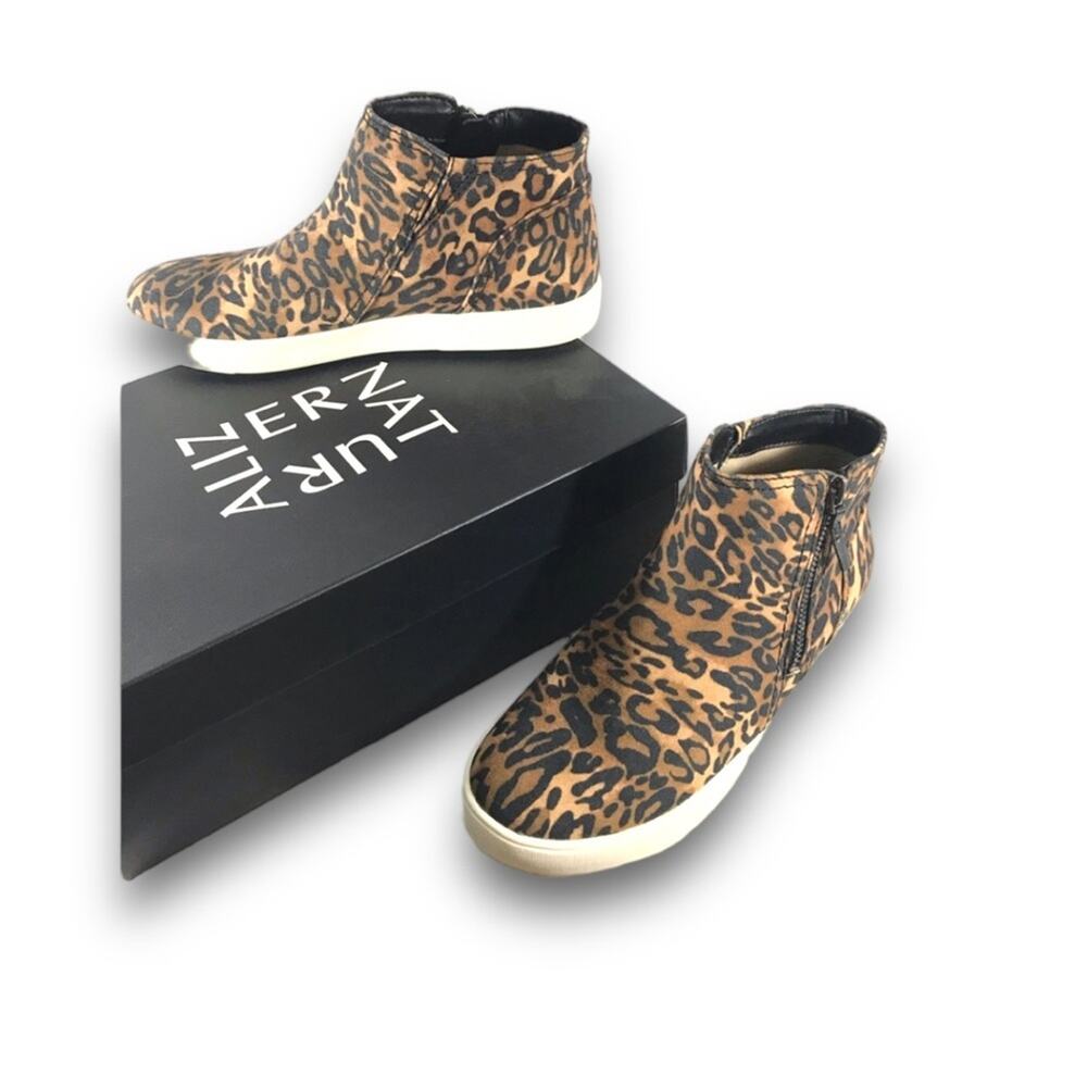 NATURALIZER Leopard Print Fabric Booties NWOT  7M